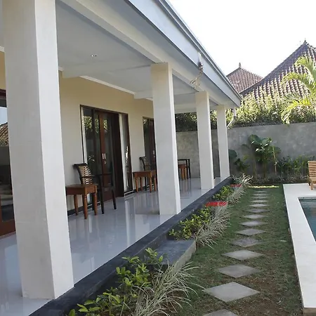 Donna Guest House